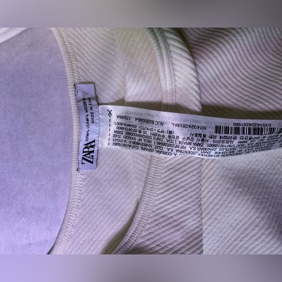 Zara Cream Ruffled Crop Top - Picture 5 of 5